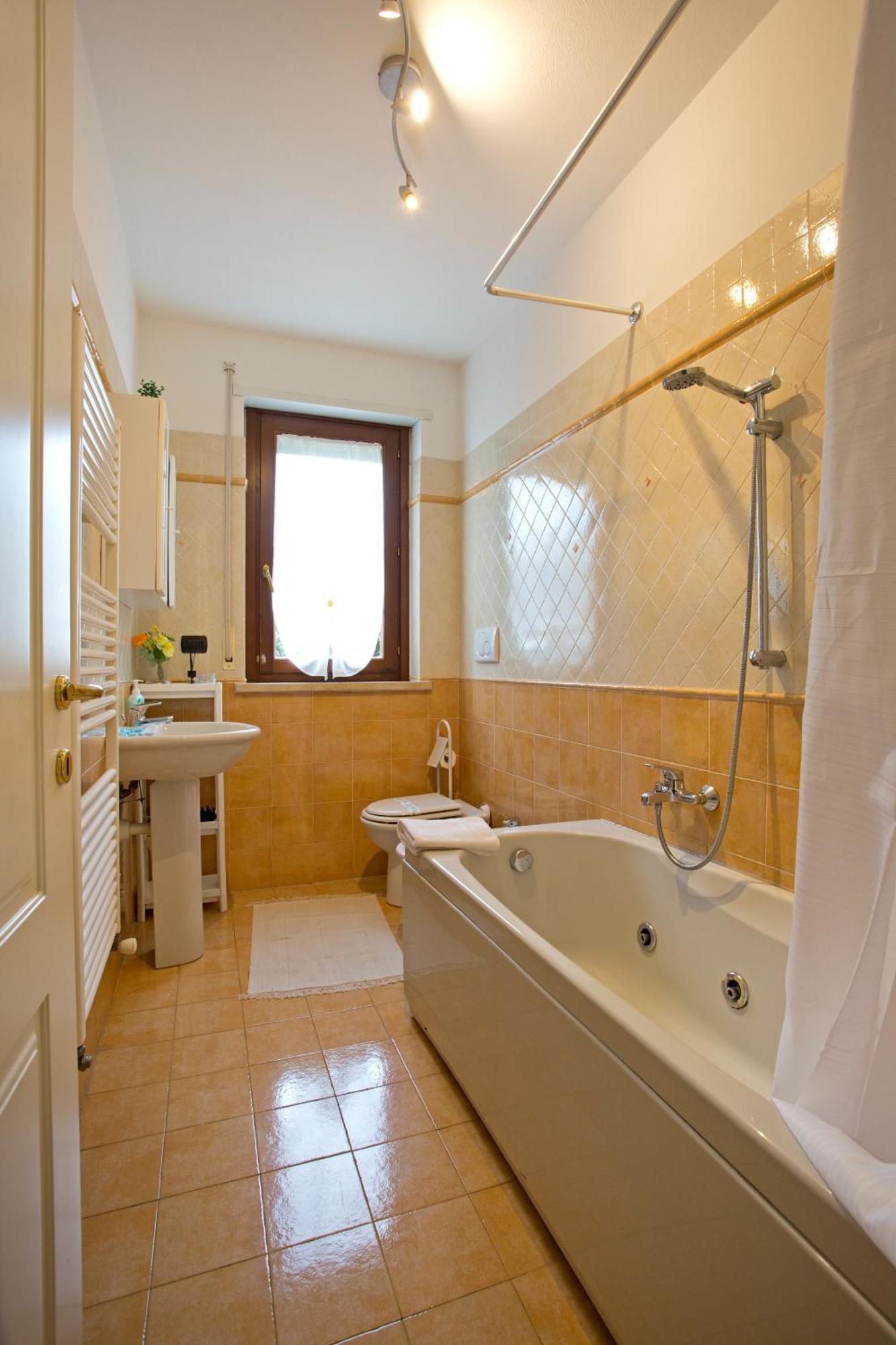Casa Dei Filati, Cosy Flat With Garden And Parking Close To Лукка Екстер'єр фото